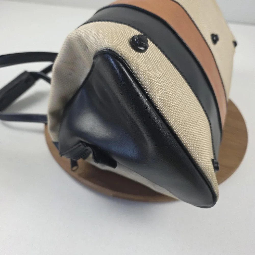 Vintage Nikon Nikonos Camera Shoulder Bag Beige Canvas Padded Carry Case Japan